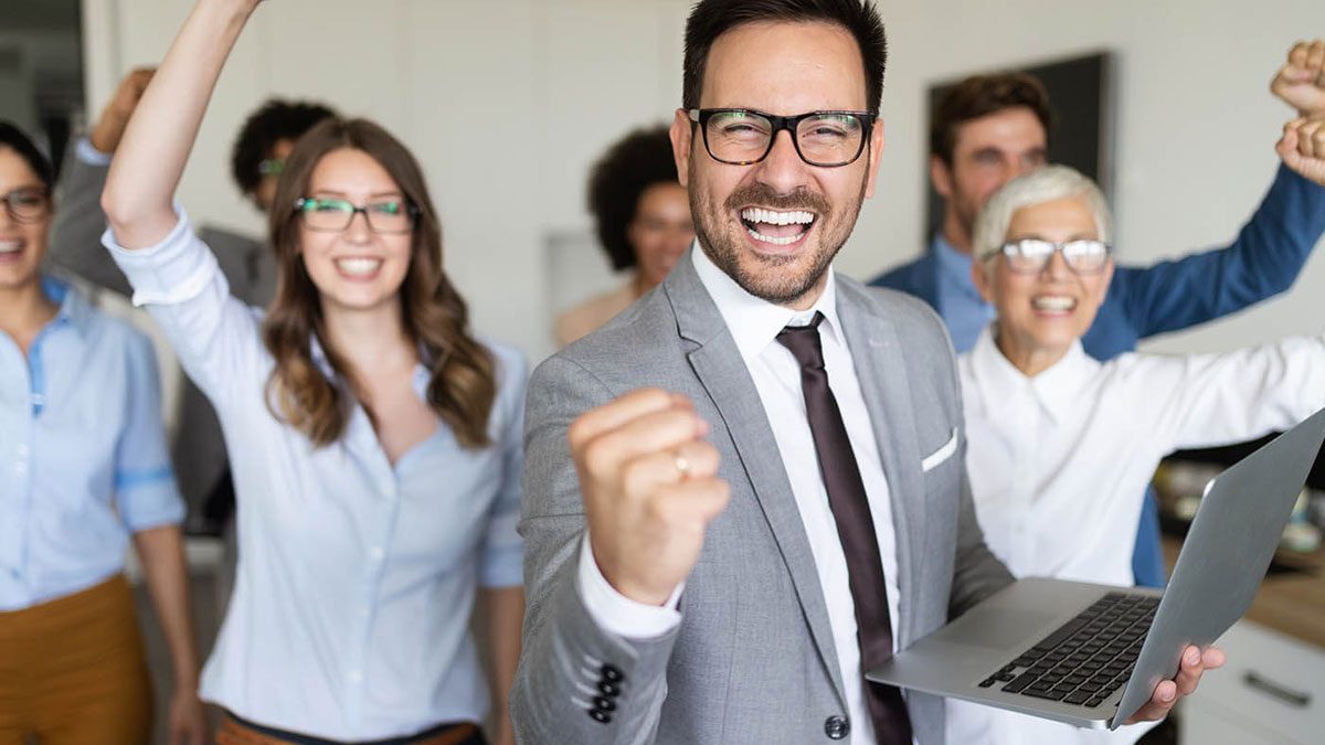 نحوه نوشتن سوابق در رزومه کاری (بولت پوینتهای رزومه) برای دعوت به مصاحبه