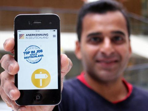 تایید مدارک در anerkennung-in-deutschland.de همراه با پاسخ به سوالات شما